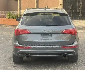 Audi Q5 2012 Gray
