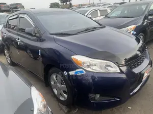 Toyota Matrix 2010 Blue