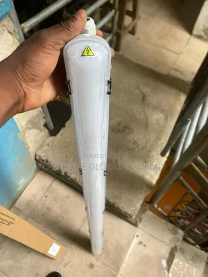 Florescent Light 4 Fit for Companies/ Factories/ Warehouses/ Churches