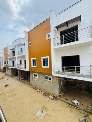 4bdrm Townhouse/Terrace in Ogudu GRA for sale