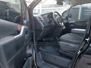 Toyota Granvia 2020 Black
