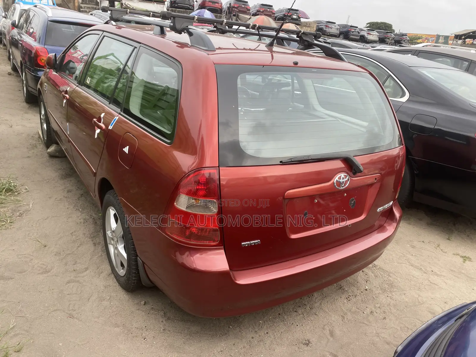 Toyota Corolla Liftback 2004 Red