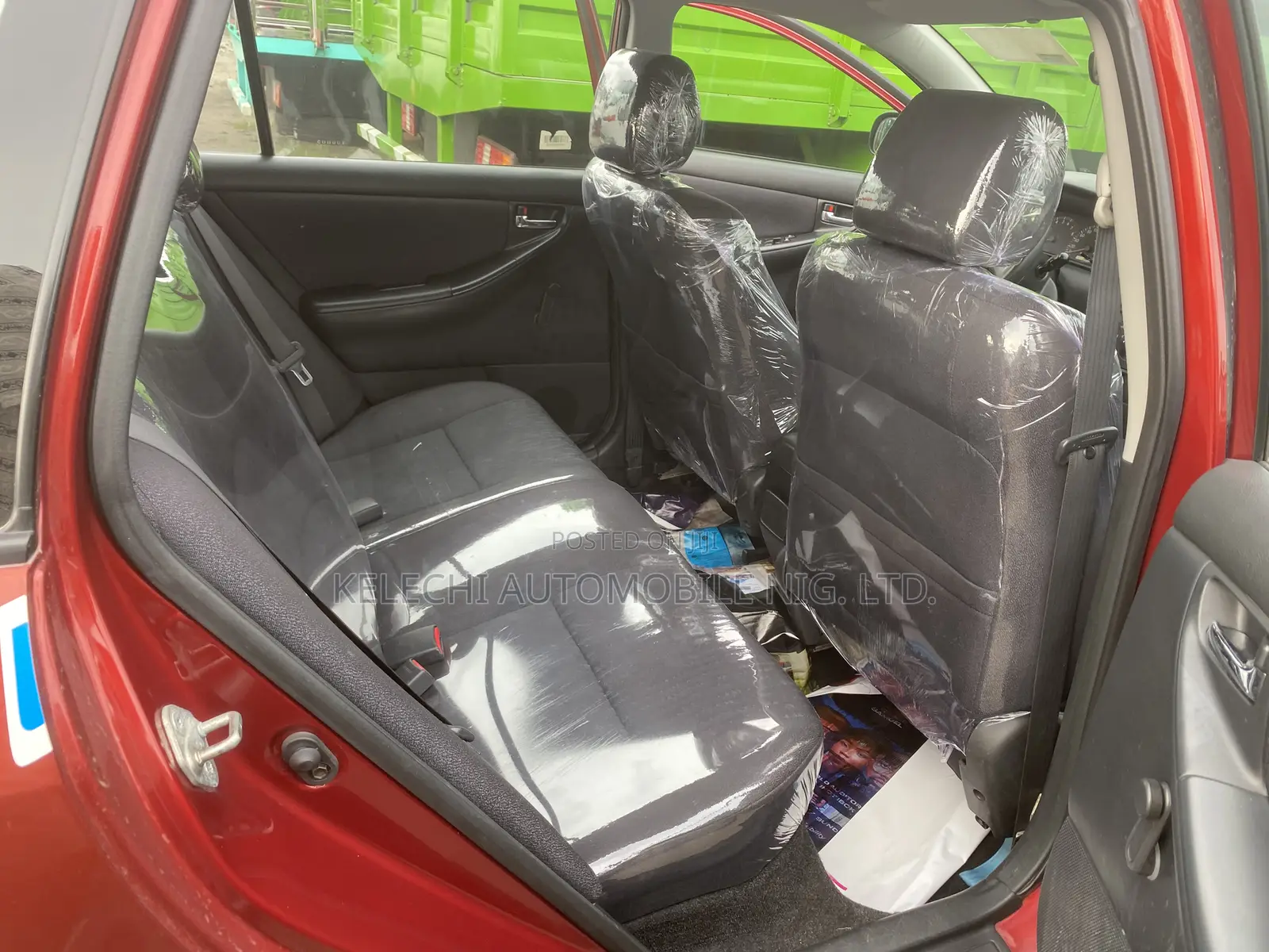 Toyota Corolla Liftback 2004 Red
