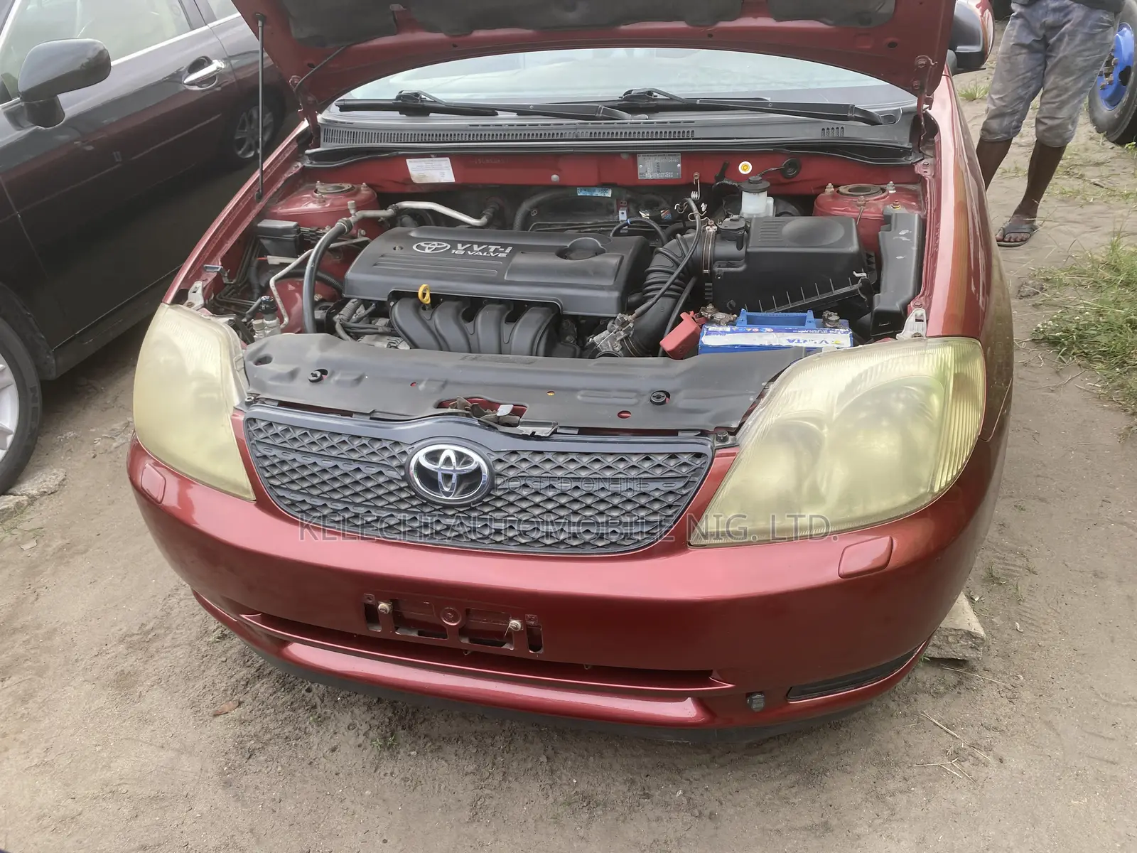 Toyota Corolla Liftback 2004 Red
