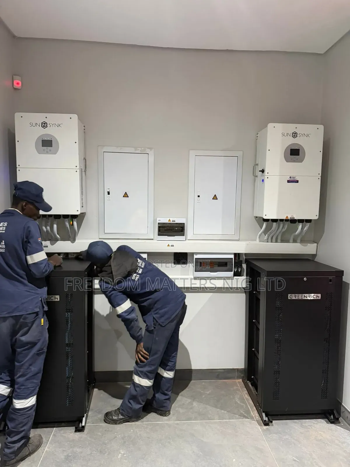 Solar Inverter Panel Professional Installation