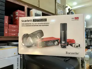 Focusrite Scarlett 2i2 Studio Third Generation Audio Interface