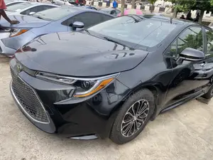Toyota Corolla LE 2021 Black
