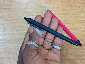 Beacon Highlighter Pen
