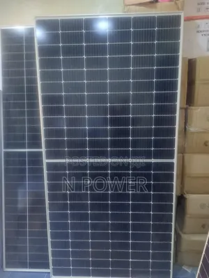 Canadian Mono Crystalline 500w 144cell Halfcut