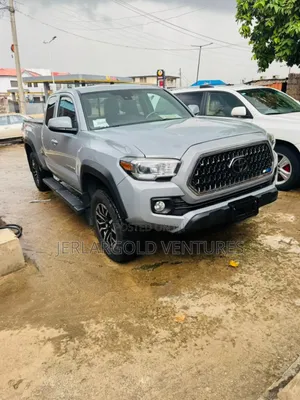 Toyota Tacoma TRD Off Road 2019 Blue
