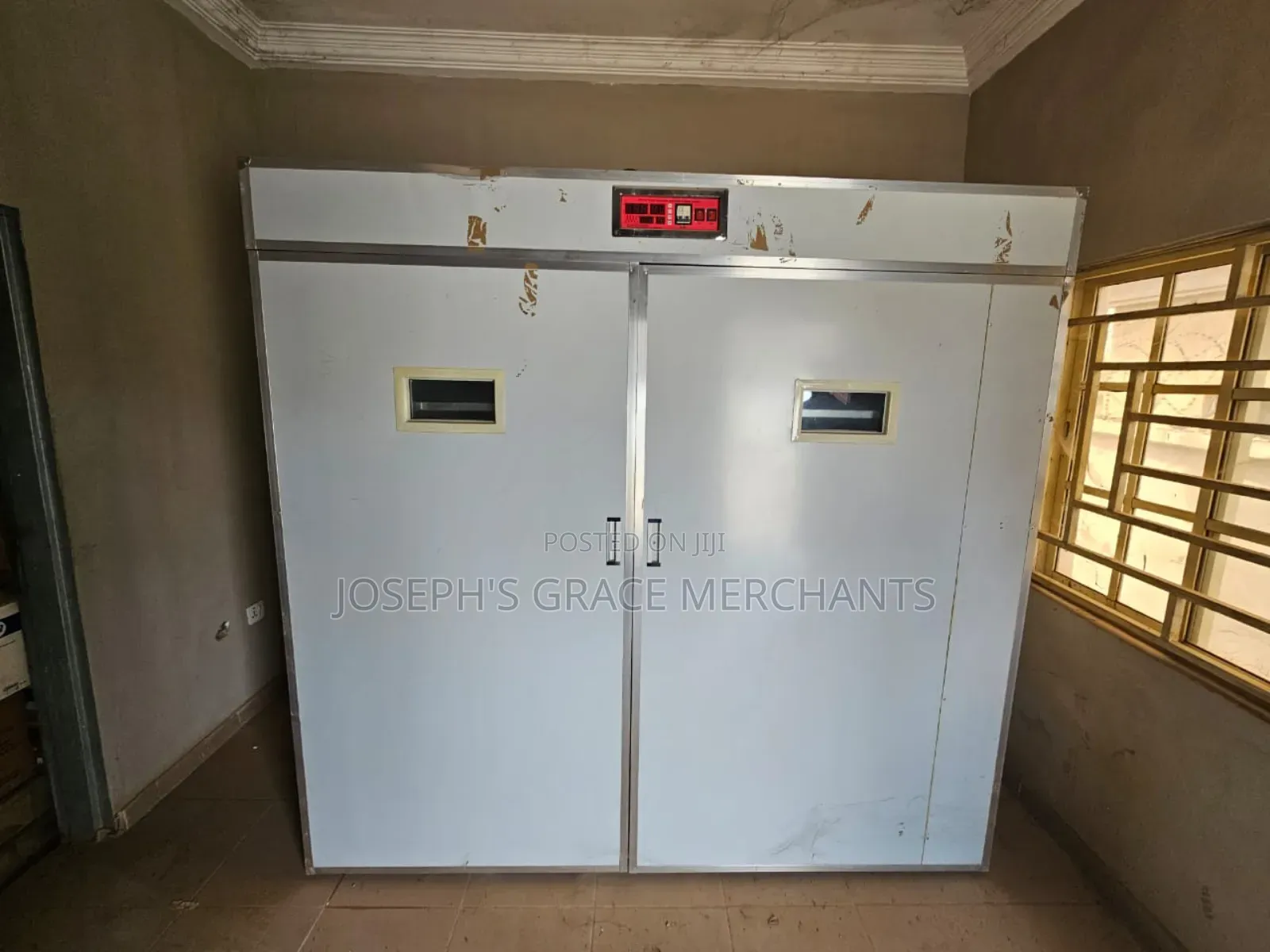 6000 Eggs Chicken Hatchery Incubator Machine.