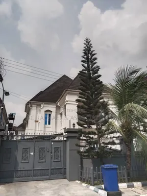 6bdrm House in Greenfield Estate, Ago Palace for sale