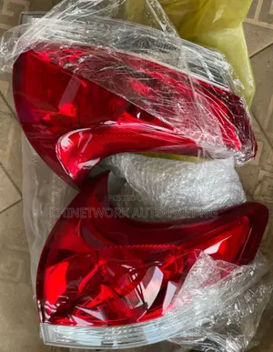 Toyota Venza Back Light 2010 — Brand New Original