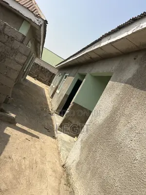 1bdrm Block of Flats in Minna for sale