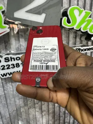Apple iPhone 13 128 GB Red