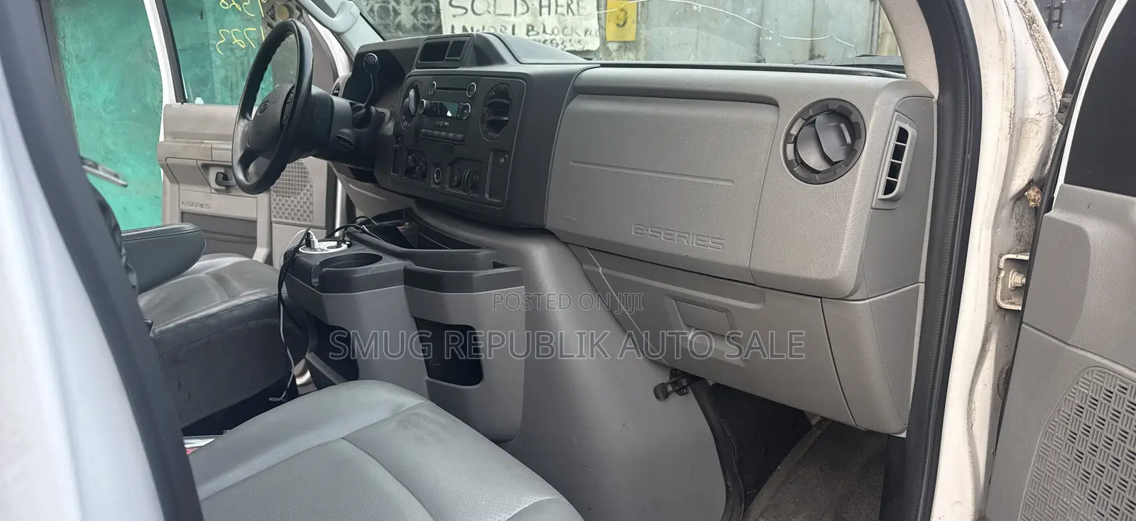 Ford E250 2011 White