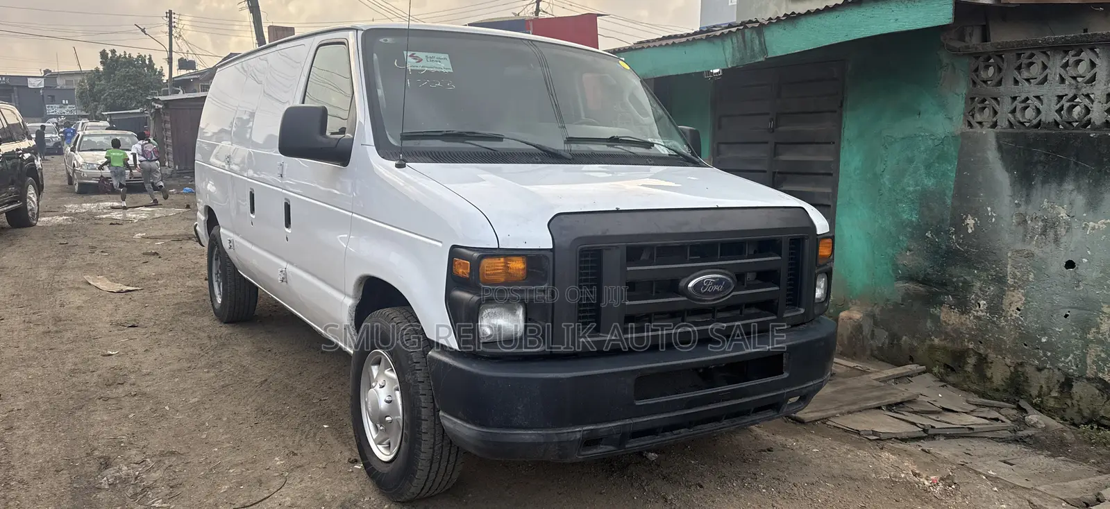 Ford E250 2011 White