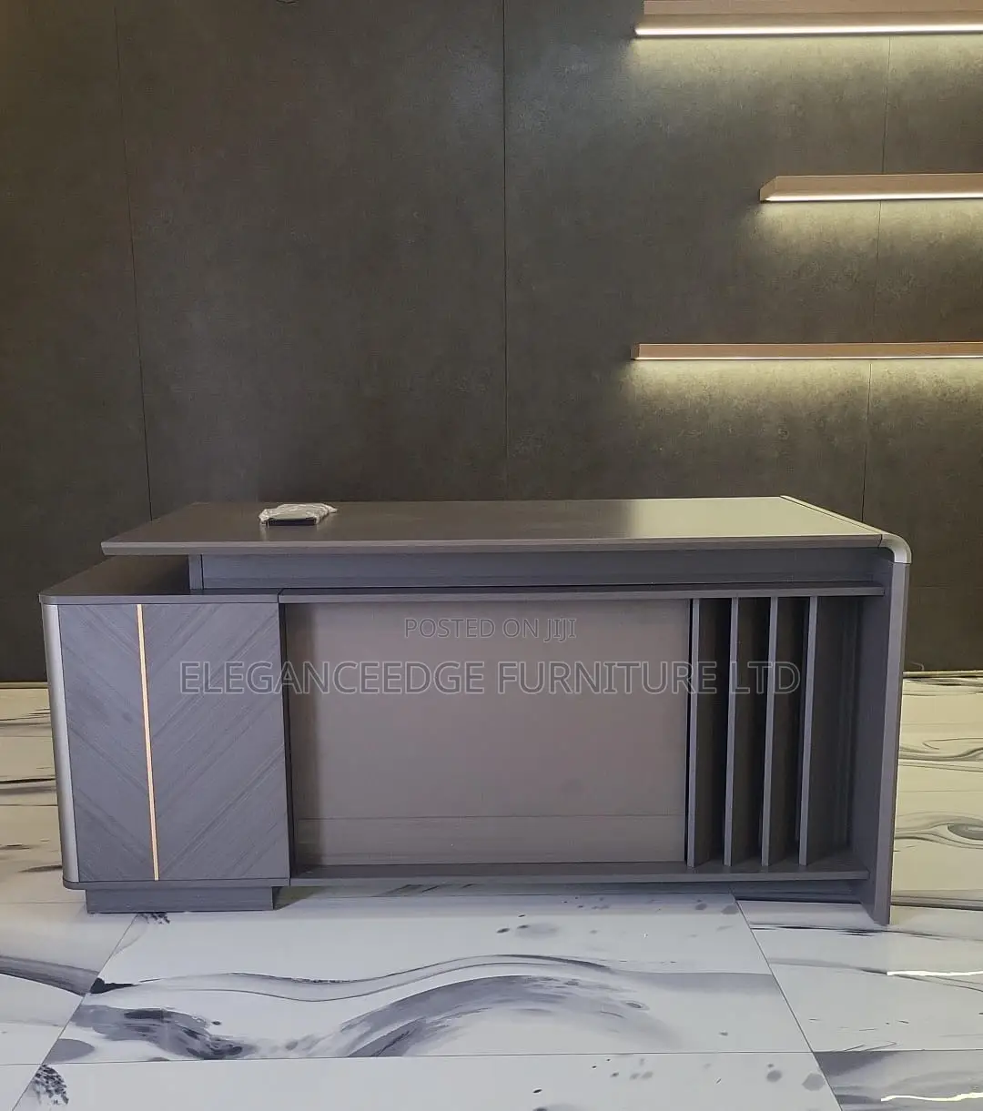 Modern 1.6 Meter Executive Office Table
