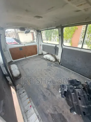 Nissan Vanette 2010