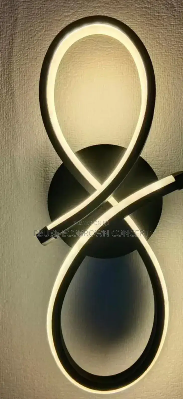 Unique Design Wall Bracket Light Available