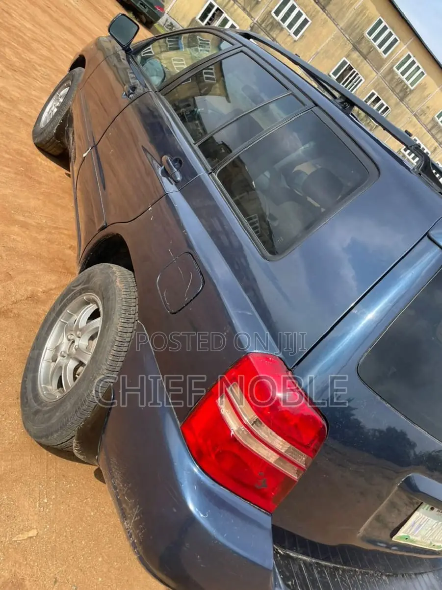 Toyota Highlander 2004 Blue