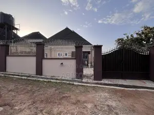 5bdrm Bungalow in Osogbo for sale