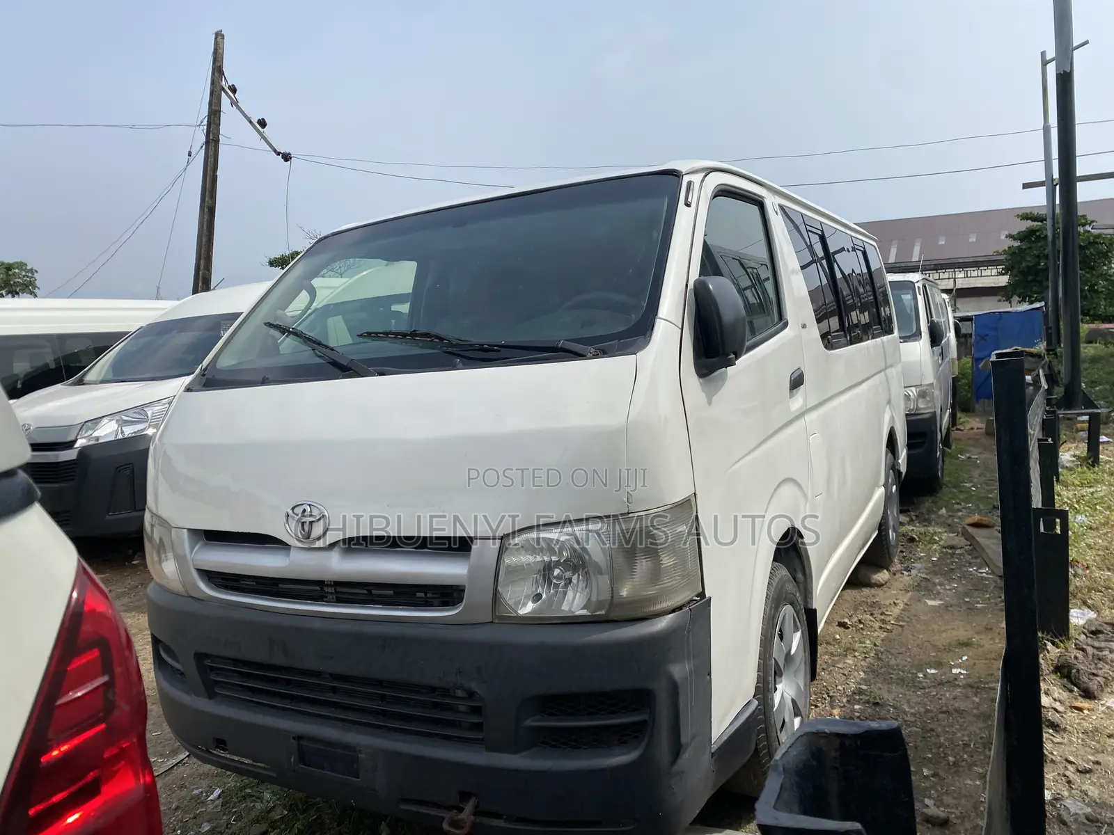 Toyota HiAce 2010 White