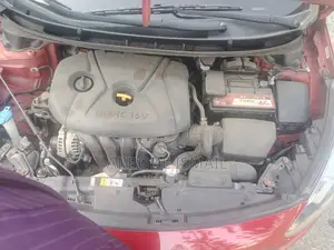 Hyundai Elantra GT 2013 Red