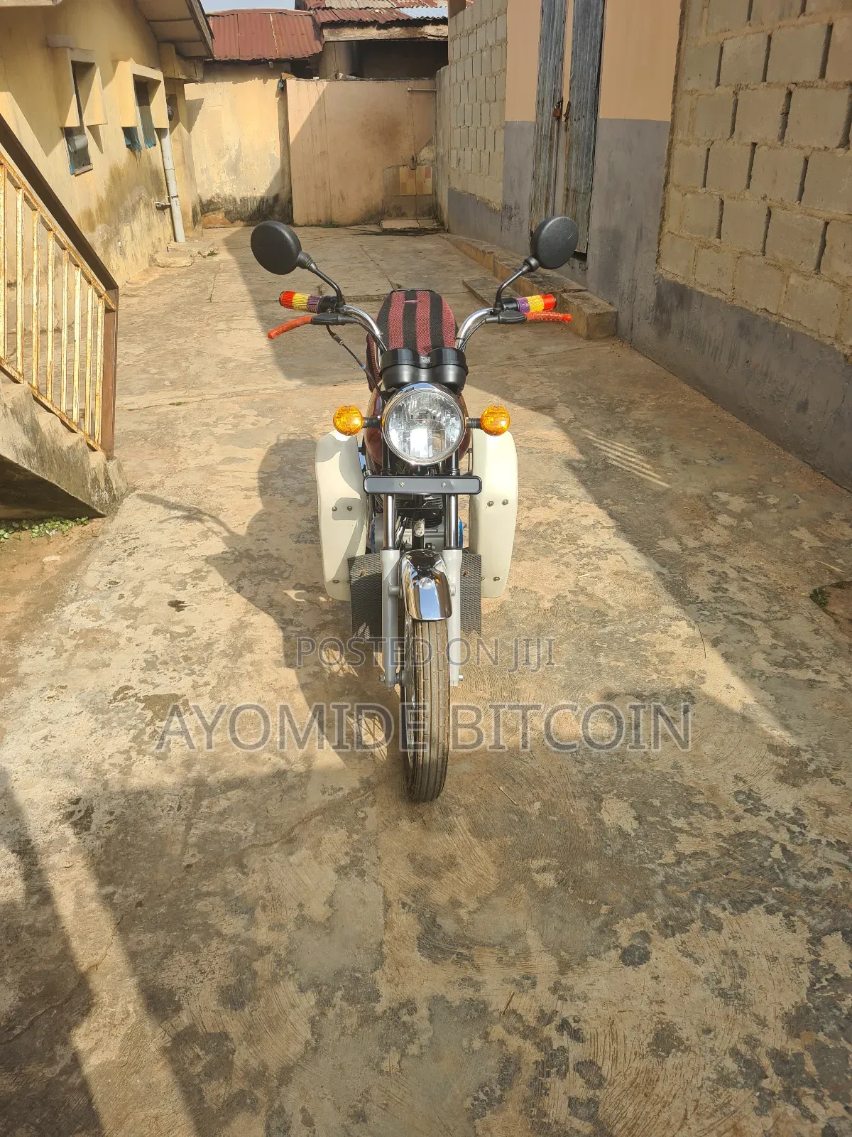 Bajaj Boxer 100 2025 Red
