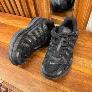*Nike P-6000*