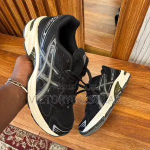 *Asics Gel 1130*