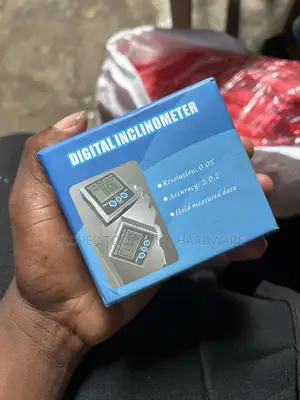 Digital Inclinometer / Digital Angle Finder or Protractor