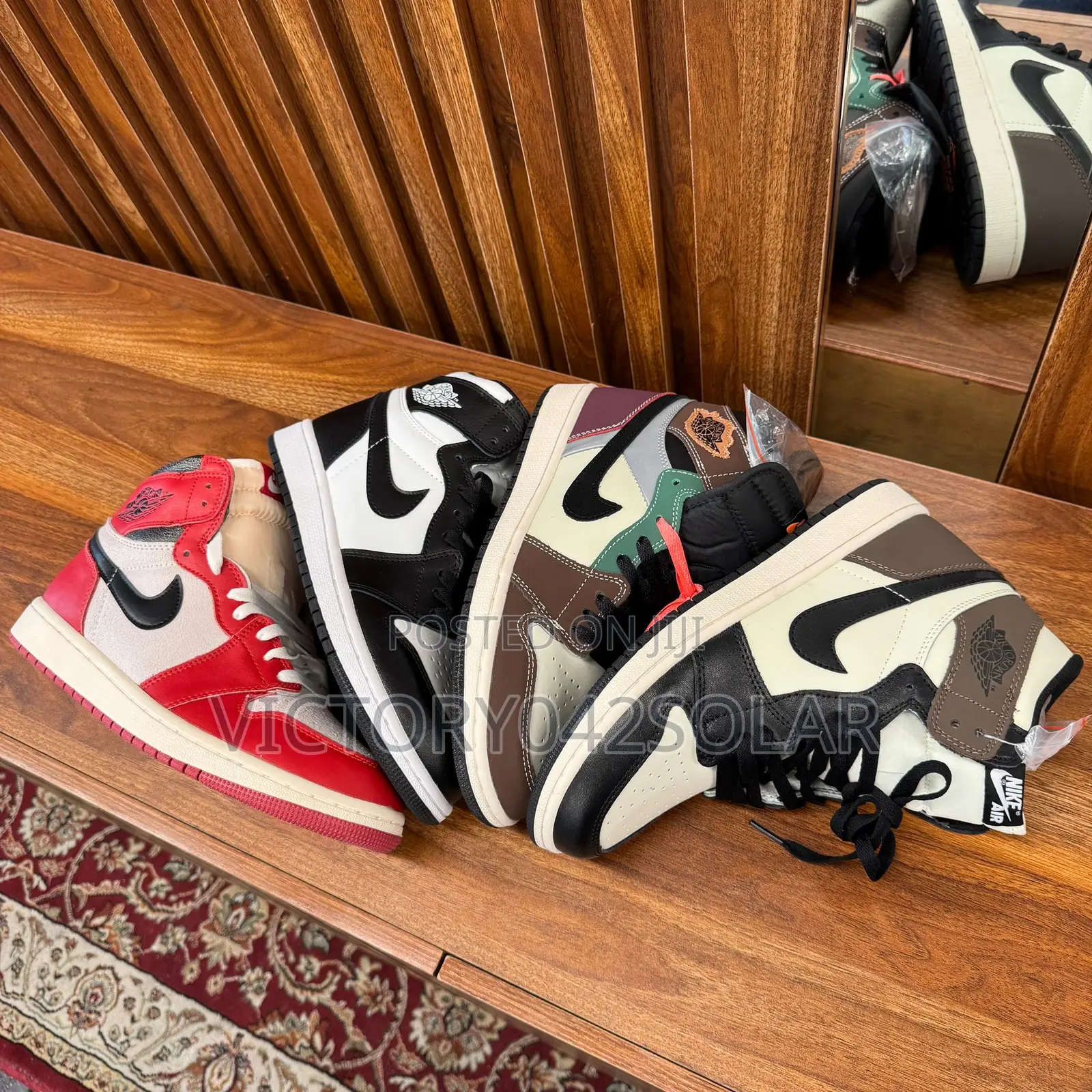 *Nike Air Jordan 1 High*