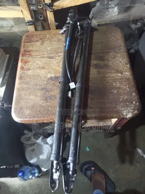 Boot Shock Highlander Camry Corolla Hillux Rav4