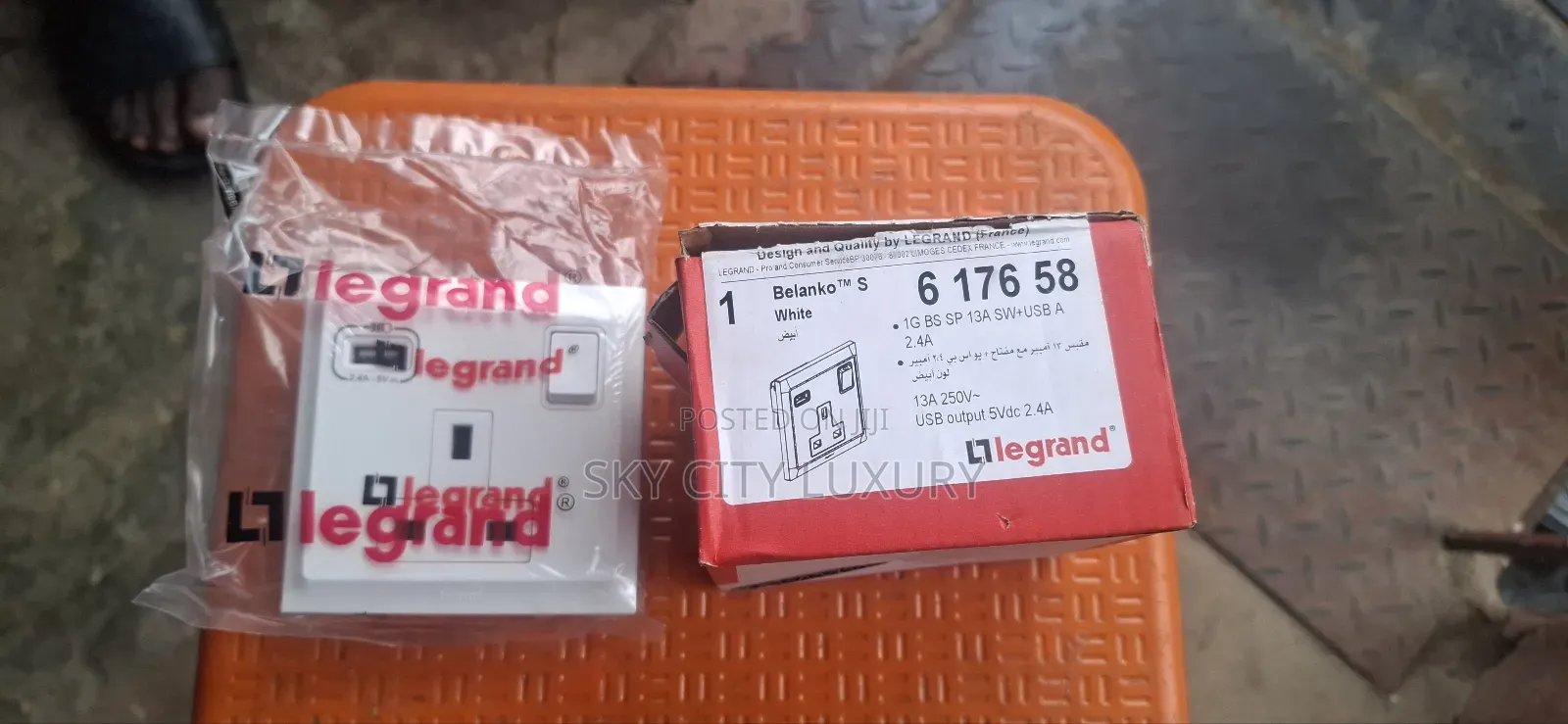 Original Legrand 13amp Single Usb Socket