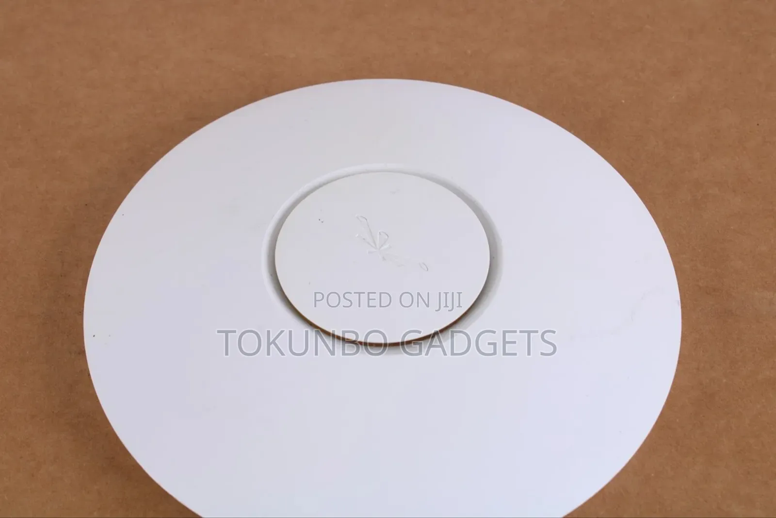 Ubiquiti Unifi Ap Long Range Wireless Access Point With Bracket