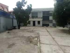 3bdrm Block of Flats in Ikeja for sale