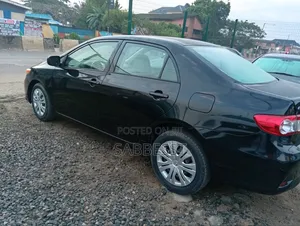 Toyota Corolla 2012 Black