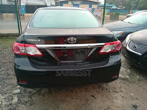 Toyota Corolla 2012 Black