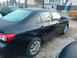 Toyota Corolla 2012 Black