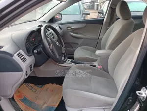 Toyota Corolla 2012 Black