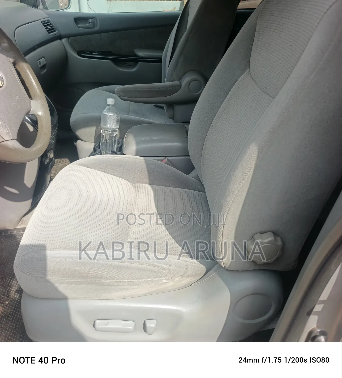 Toyota Sienna 2003 Silver