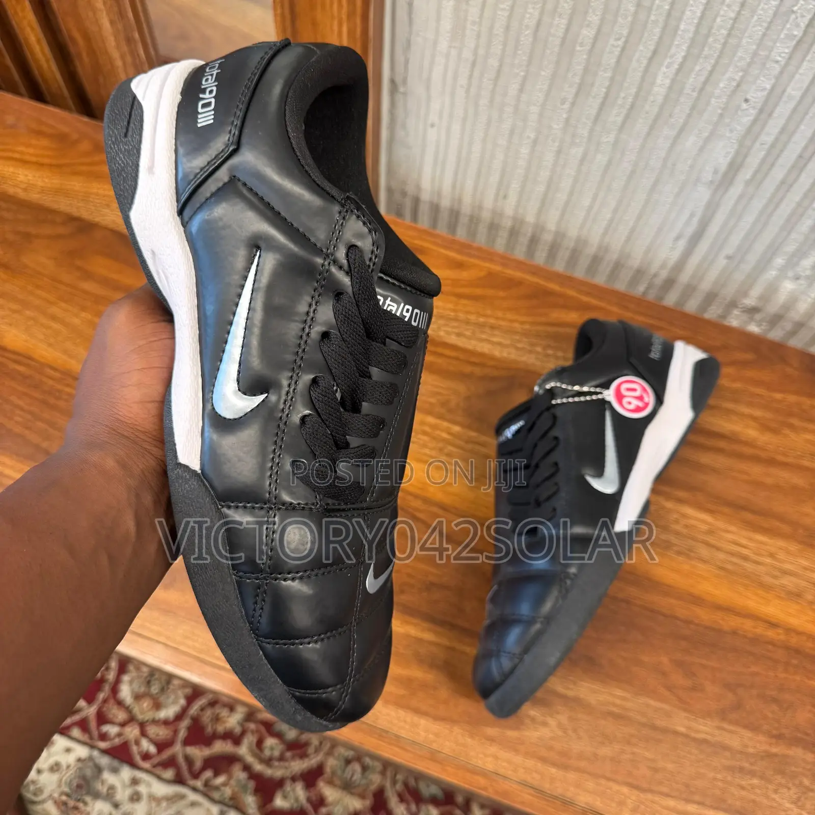 *Nike Total 90* *40-45*