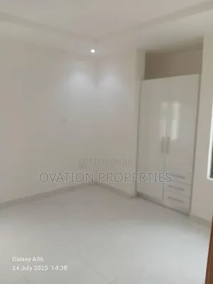 3bdrm Block of Flats in Alausa Ikeja for rent
