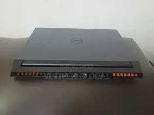 Laptop Dell Latitude 5530 16GB Intel Core I7 SSD 512GB