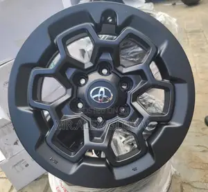 2025 Original Toyota Hilux 17 Rim