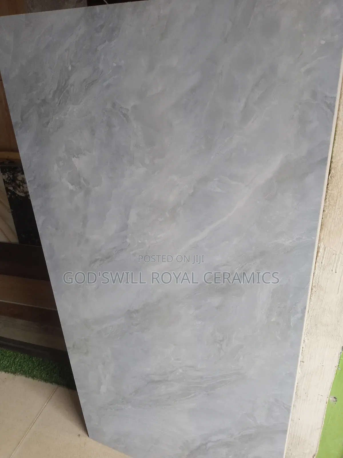 Royal Castle Grey