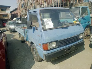 Mazda E2200 Pickup Truck 4 Tyres 2000 Blue