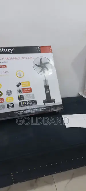 Century 18" Rechargeable Mist Fan With High Airflow