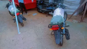 New Yamaha Crux 2025 Red